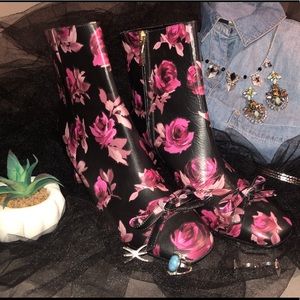 Kate Spade Odelia Boot Black w/floral Sz 9.5